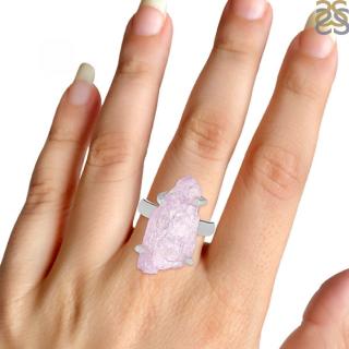 https://www.rananjayexports.com/gemstones/kunzite-jewelry logo