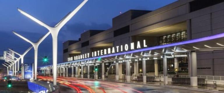 United Airlines Terminal LAX logo